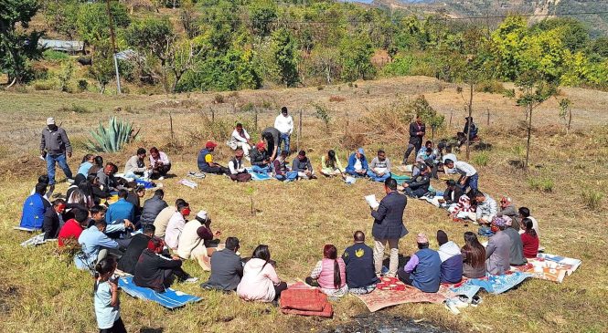 नेपाल पत्रकार महासंघ सुर्खेत शाखाकाे चाैथाे पूर्ण बैठक