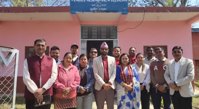 नेपाल पत्रकार महासंघका अध्यक्ष निर्मला शर्मा र महासचिव रामप्रसाद दाहाललाई सुर्खेत शाखा कार्यालयमा मिति २०८१ चैत ३ गते स्वागत